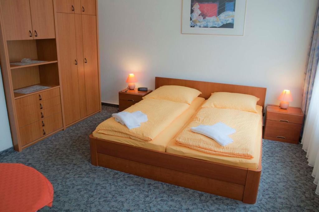 Pension Leipzig Georgplatz Szoba fotó